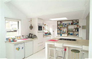 成都裝飾公司純白配多彩，打造美麗的田園混搭風裝飾工程設計